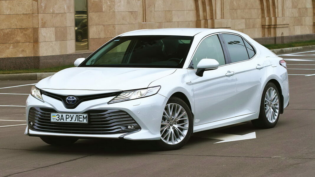 Toyota Camry Hybrid 1 Toyota Camry Hybrid
