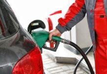 Бензиновый реванш: заправлять или заряжать? Benz_vs_EV