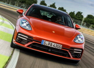 630 лошадей: Porsche обновил Panamera Porsche Panamera