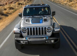 Не только бензин: из 2-литрового Jeep Wrangler выжали 380 «лошадей» Jeep Wrangler 4xe