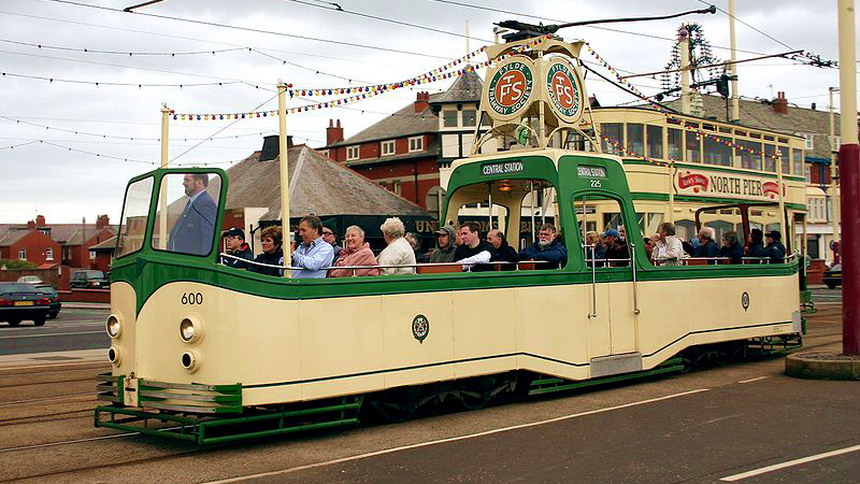 Tram 1 Tram