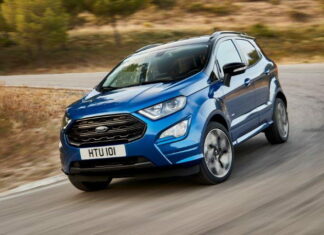 Ford распродает маленький кроссовер FORD EcoSport