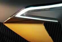 Кто примчит на конвейер первым: Renault или Dacia? Renault EV