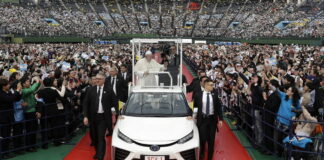 Toyota Mirai Pope