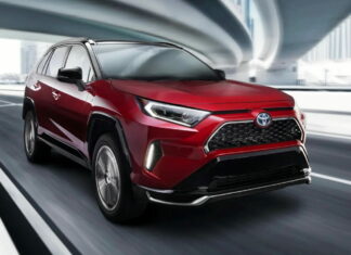 Украинский феномен: экономика падает – продажи автомобилей растут toyota-rav4