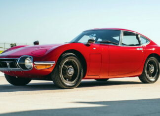 Toyota на миллион долларов. Как такое возможно? Toyota 2000GT