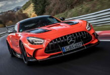 Mercedes-AMG GT переписывает рекорды: видео с места водителя Mercedes-AMG GT Black Series