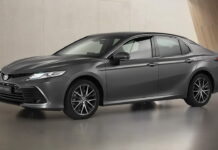 Toyota Camry пережила обновление: что изменилось Toyota Camry