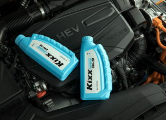 Начались продажи новых масел для гибридных автомобилей Kixx HYBRID