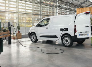 Ни грамма топлива: работяга Citroёn Berlingo стал ё-лектрическим CITROEN e-Berlingo