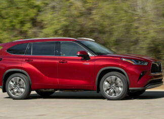 Сядут все: Toyota решила растянуть Highlander в длину Toyota-Highlander-
