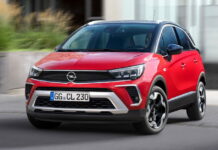 В Украине стартовали продажи обновленного Opel Crossland. Объявлены цены Opel-Crossland