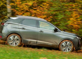 PEUGEOT 3008 PHEV