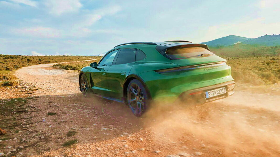 Porsche Taycan Cross Turismo