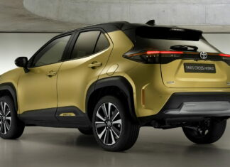 Маленький Toyota Yaris Cross штурмует бездорожье Toyota Yaris Cross Premiere