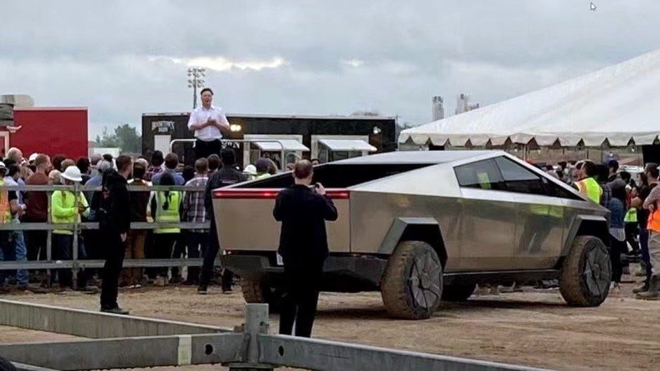 Elon Musk with CyberTruck 1 Elon Musk with CyberTruck