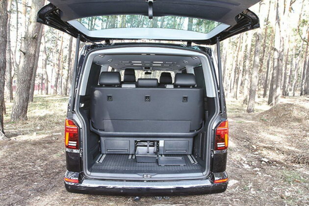 VOLKSWAGEN MULTIVAN