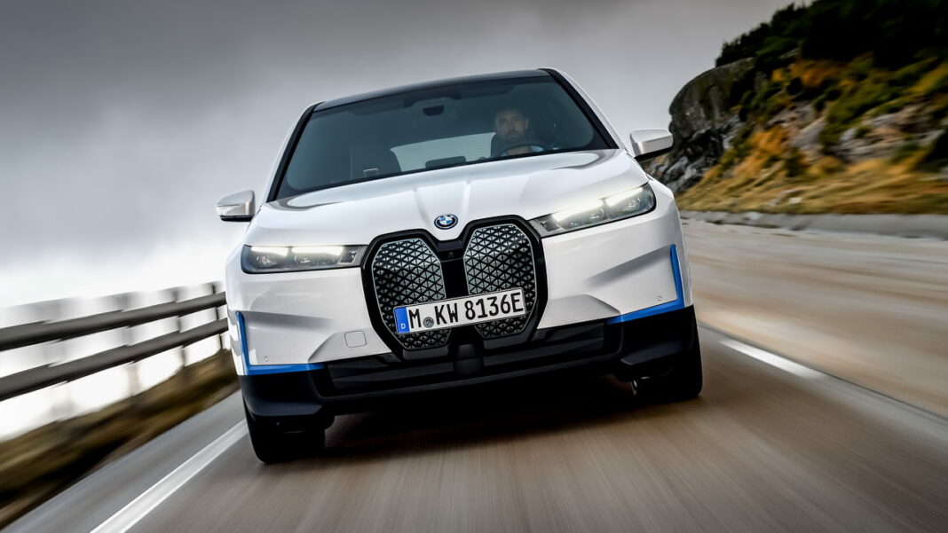 BMW iX