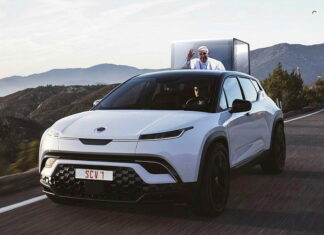 Папа Римский будет ездить на спортивном кроссовере Fisker Ocean Pope