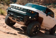 Испытания возрожденного Хаммера показали на видео GMC Hummer EV