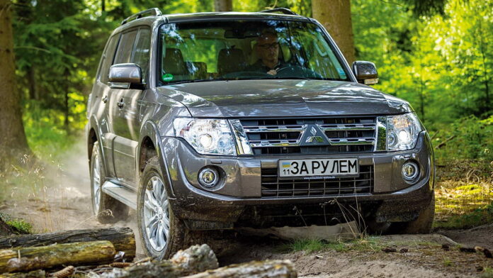 Mitsubishi Pajero Mitsubishi Pajero