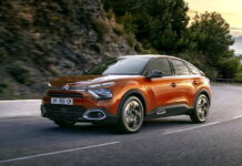 В Украину примчал новый Citroen С4. Объявлены цены New Citroen C4