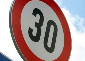 До 30 км/ч: в Киеве водителей заставят снизить скорость Speed