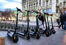В Киеве самокатам ограничили скорость и запретили ездить на кладбище electric scooters