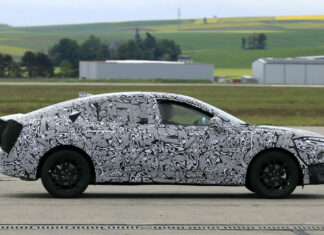 Пойман в Германии: преемник Ford Mondeo выехал на тесты Ford Mondeo cross