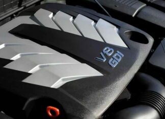 Hyundai V8