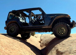 328 мм клиренса: представлен Jeep Wrangler для сверхтяжелого бездорожья Jeep Wrangler Xtreme Recon
