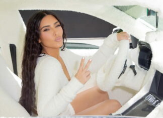Ким Кардашьян похвалилась пушистым Lamborghini. Ее высмеяли Kim Kardashian