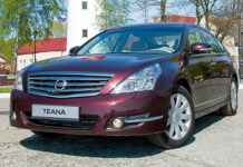 Nissan Teana