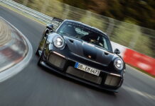 Самый быстрый среди серийных: Porsche 911 установил новый рекорд (видео) Porsche 911 GT2 RS
