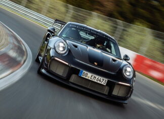 Самый быстрый среди серийных: Porsche 911 установил новый рекорд (видео) Porsche 911 GT2 RS