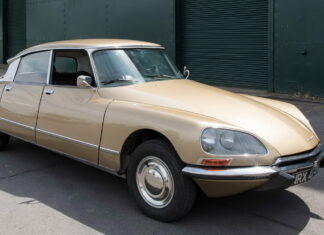 Электрокульт: легендарный Citroen DS подключился к розетке Citroen DS EV