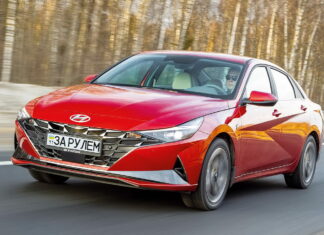 Новая Hyundai Elantra: куда делся мотор?! Hyundai Elantra