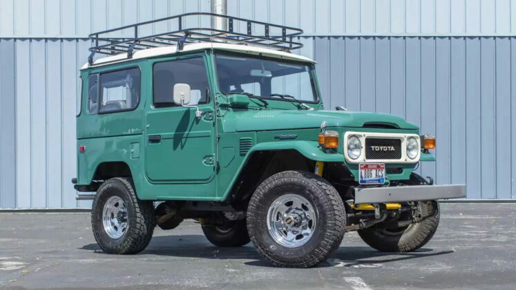 Land Cruiser FJ40