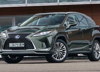 Опытный бунтарь: Lexus RX продолжает удивлять Lexus RX 450h
