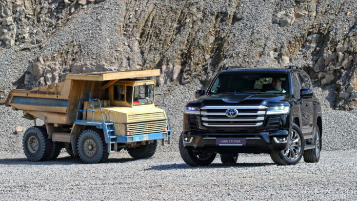 Toyota Land Cruiser 2 Toyota Land Cruiser