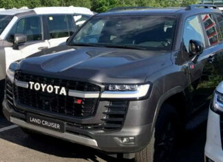 Рассекречен самый необычный Toyota Land Cruiser нового поколения Toyota Land Cruiser 300