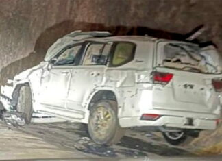 Рама не спасла: вдребезги разбиты новенькие Toyota Land Cruiser 300 (видео) Toyota Land Cruisers crash