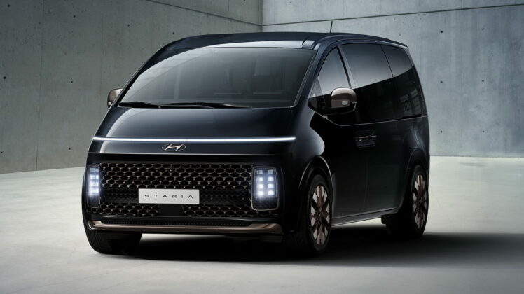 Hyundai Staria