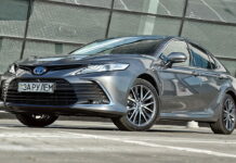Toyota Camry Hybrid
