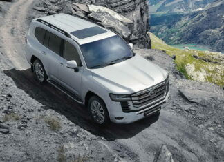 В Украине стартовали продажи Toyota Land Cruiser 300. Объявлены цены и комплектации Toyota Land Cruiser 300