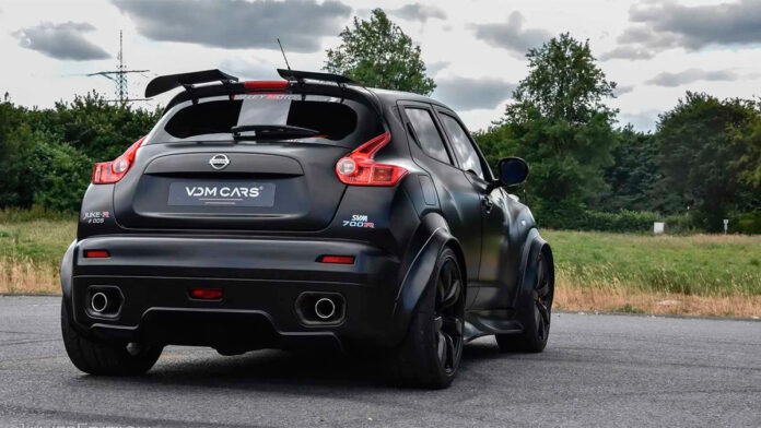 Nissan Juke-R 4 Nissan Juke-R