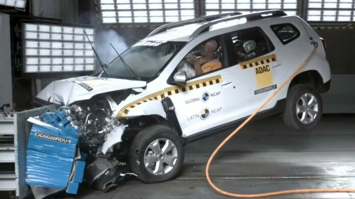 Renault Duster crash 3 Renault Duster crash