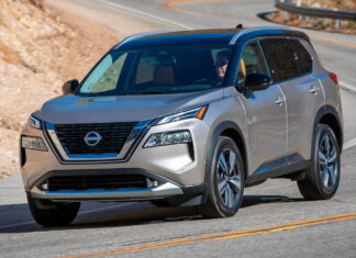 Мощнее и экономичнее? Новый Nissan X-Trail получил трехцилиндровый мотор Nissan Rogue