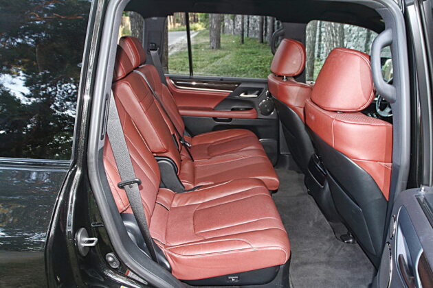 Lexus LX 450d