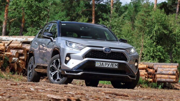 Toyota RAV4 Plug-in Hybrid 1 Toyota RAV4 Plug-in Hybrid